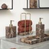 HAMMAM indeliai pagaminti iš marmuro, šie rudi Hammam indeliai suteikia elegancijos ir išskirtinumo, pasižymi tvirtumu, ilgaamžiškumu ir subtilia estetika