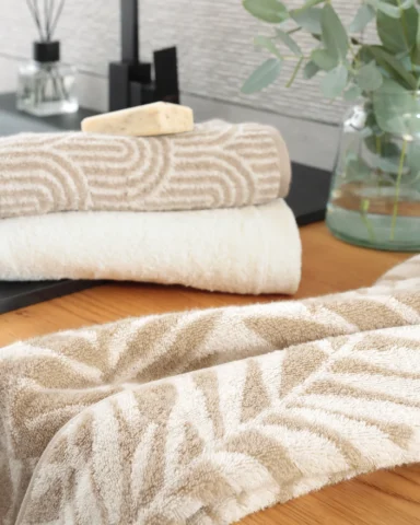 Medvilninis rankšluostis 100 % minkšta medvilnė. Modernus dizainas. Gerai sugeria drėgmę. Tinka jautriai odai. Tankis: 500 g/m². Dydis: 50x100, 70x140, rankšluosčiai, rankšluostis, vonios rankšluostis, vonios rankšluosčiai, medvilninis rankšluostis, 100% medvilnės rankšluostis, kokybiški rankšluosčiai, minkštas rankšluostis, purus rankšluostis, gerai sugeriantis rankšluostis, didelis rankšluostis, veido rankšluostis, kūno rankšluostis, rankšluostis voniai, aukštos kokybės rankšluostis, pirkti rankšluostį, rankšluosčiai internetu, rankšluosčiai akcija, premium rankšluosčiai, geriausi rankšluosčiai, kokybiški vonios rankšluosčiai, prabangūs vonios rankšluosčiai, minkšti vonios rankšluosčiai, rankšluostis dovanai, modernūs rankšluosčiai, medvilniniai rankšluosčiai, egiptietiškos medvilnės rankšluostis, organinės medvilnės rankšluostis, bambuko pluošto rankšluostis, natūralios medvilnės rankšluostis, ekologiški rankšluosčiai, OEKO-TEX rankšluostis, antibakterinis rankšluostis, švelnus odai rankšluostis, greitai džiūstantis rankšluostis, gerai sugeriantys rankšluosčiai, minkštas ir purus rankšluostis, ilgaamžis rankšluostis, lengvai prižiūrimas rankšluostis, patvarus rankšluostis, nesiburbuliuojantis rankšluostis, storas rankšluostis, SPA kokybės rankšluostis, kasdienio naudojimo rankšluostis, minimalistinis rankšluostis, skandinaviško stiliaus rankšluostis, modernus vonios rankšluostis, klasikinio dizaino rankšluostis, elegantiškas rankšluostis, stilingas rankšluostis, premium dizaino rankšluostis, geriausias medvilninis vonios rankšluostis, minkštas 100% medvilnės rankšluostis, kokybiškas gerai sugeriantis rankšluostis, prabangus rankšluostis vonios kambariui, didelis minkštas vonios rankšluostis, premium kokybės rankšluostis internetu, natūralios medvilnės rankšluostis namams, stilingi vonios rankšluosčiai internetu, SPA tipo medvilninis rankšluostis, purus rankšluostis jautriai odai, minkštas kasdienis vonios rankšluostis, aukštos kokybės medvilninis rankšluostis. 30x50, 50x100, 70x140,80x150, 80x160, rankšluosčiai, rankšluostis, vonios rankšluostis, vonios rankšluosčiai, medvilninis rankšluostis, 100% medvilnės rankšluostis, kokybiški rankšluosčiai, minkštas rankšluostis, purus rankšluostis, gerai sugeriantis rankšluostis, didelis rankšluostis, veido rankšluostis, kūno rankšluostis, rankšluostis voniai, aukštos kokybės rankšluostis, pirkti rankšluostį, rankšluosčiai internetu, rankšluosčiai akcija, premium rankšluosčiai, geriausi rankšluosčiai, kokybiški vonios rankšluosčiai, prabangūs vonios rankšluosčiai, minkšti vonios rankšluosčiai, rankšluostis dovanai, modernūs rankšluosčiai, medvilniniai rankšluosčiai, egiptietiškos medvilnės rankšluostis, organinės medvilnės rankšluostis, bambuko pluošto rankšluostis, natūralios medvilnės rankšluostis, ekologiški rankšluosčiai, OEKO-TEX rankšluostis, antibakterinis rankšluostis, švelnus odai rankšluostis, greitai džiūstantis rankšluostis, gerai sugeriantys rankšluosčiai, minkštas ir purus rankšluostis, ilgaamžis rankšluostis, lengvai prižiūrimas rankšluostis, patvarus rankšluostis, nesiburbuliuojantis rankšluostis, storas rankšluostis, SPA kokybės rankšluostis, kasdienio naudojimo rankšluostis, minimalistinis rankšluostis, skandinaviško stiliaus rankšluostis, modernus vonios rankšluostis, klasikinio dizaino rankšluostis, elegantiškas rankšluostis, stilingas rankšluostis, premium dizaino rankšluostis, geriausias medvilninis vonios rankšluostis, minkštas 100% medvilnės rankšluostis, kokybiškas gerai sugeriantis rankšluostis, prabangus rankšluostis vonios kambariui, didelis minkštas vonios rankšluostis, premium kokybės rankšluostis internetu, natūralios medvilnės rankšluostis namams, stilingi vonios rankšluosčiai internetu, SPA tipo medvilninis rankšluostis, purus rankšluostis jautriai odai, minkštas kasdienis vonios rankšluostis, aukštos kokybės medvilninis rankšluostis.