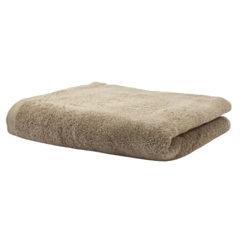 Medvilninis rankšluostis 100 % minkšta medvilnė. Modernus dizainas. Gerai sugeria drėgmę. Tinka jautriai odai. Tankis: 500 g/m². Dydis: 55x100, 70x140
